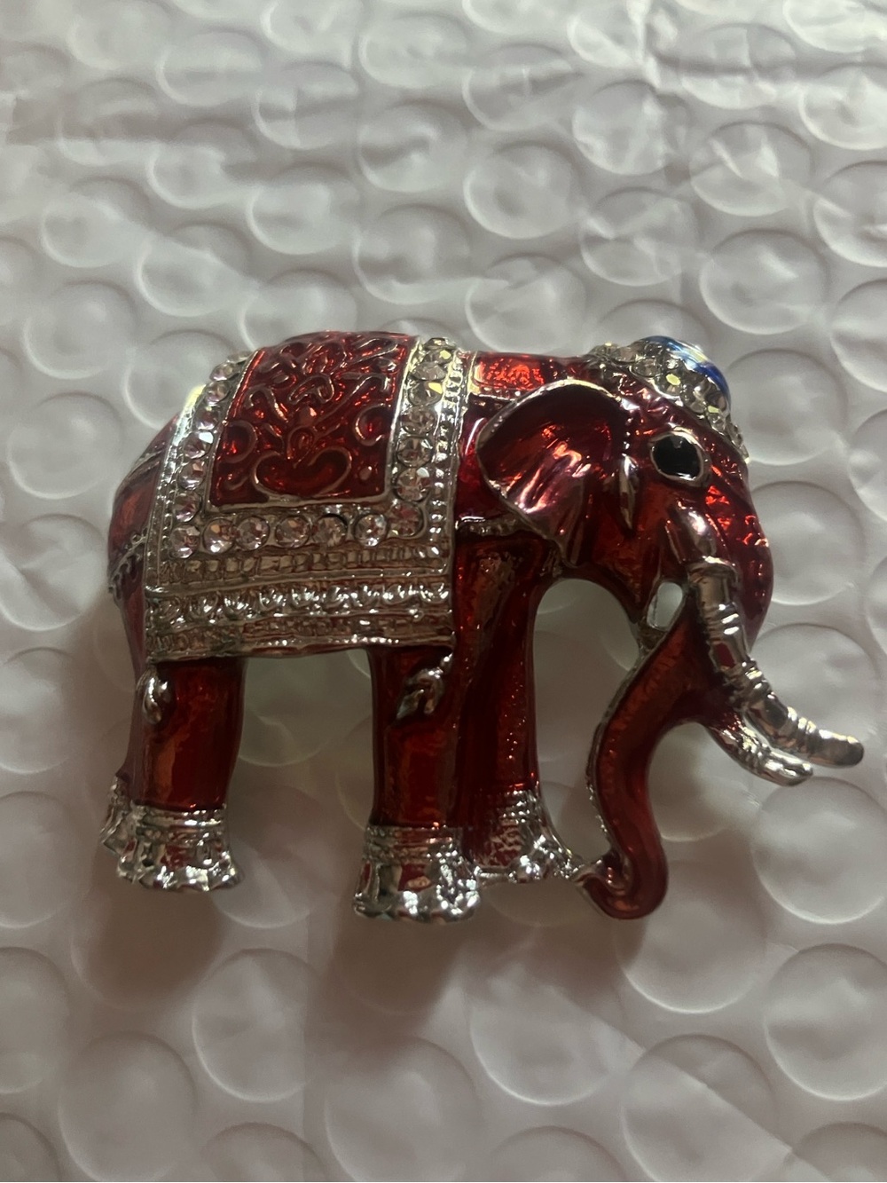 NWT Red Jeweled Elephant Brooch - Silver Accents Blue Hat black rhinestone eye